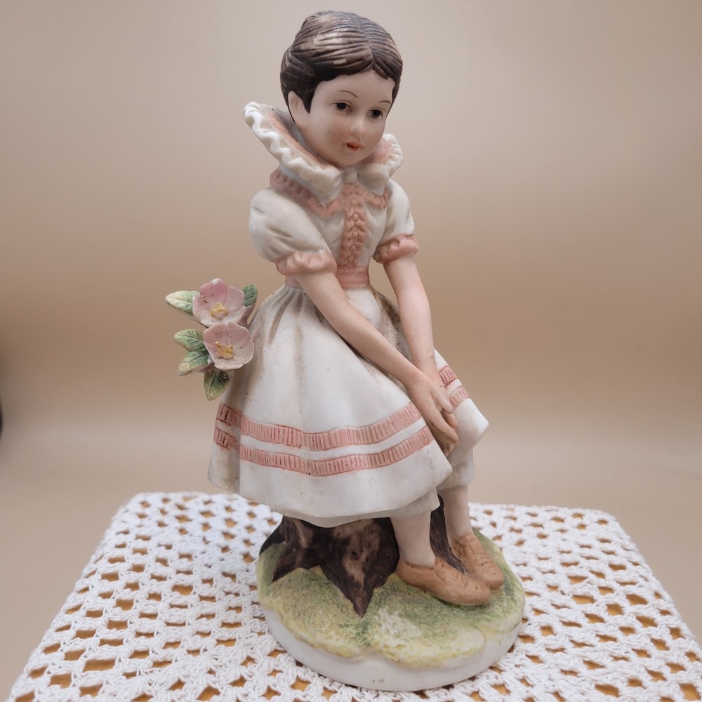 Vtg Lefton KW 844 Becky Thatcher Porcelain Figurine Vintage Japan Tom Sawyer